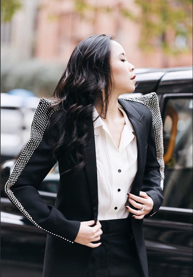 Fashionista Viet len tap chi Vogue tuan le thoi trang Haute Couture anh 1