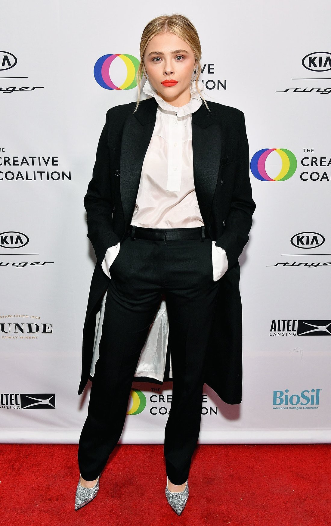 Phong cach thoi trang cua Chloe Moretz anh 10