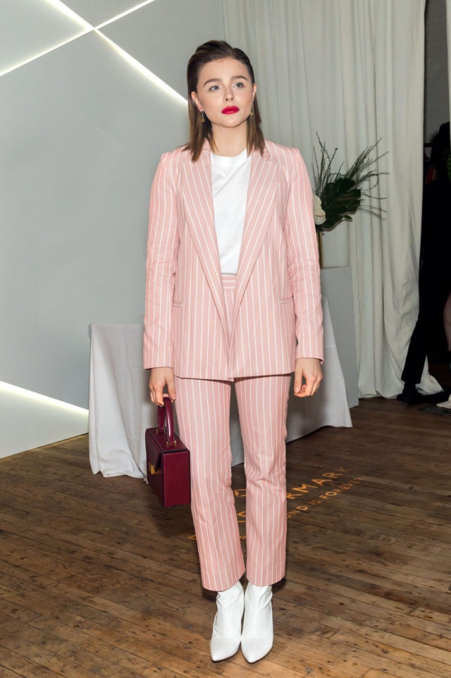 Phong cach thoi trang cua Chloe Moretz anh 6