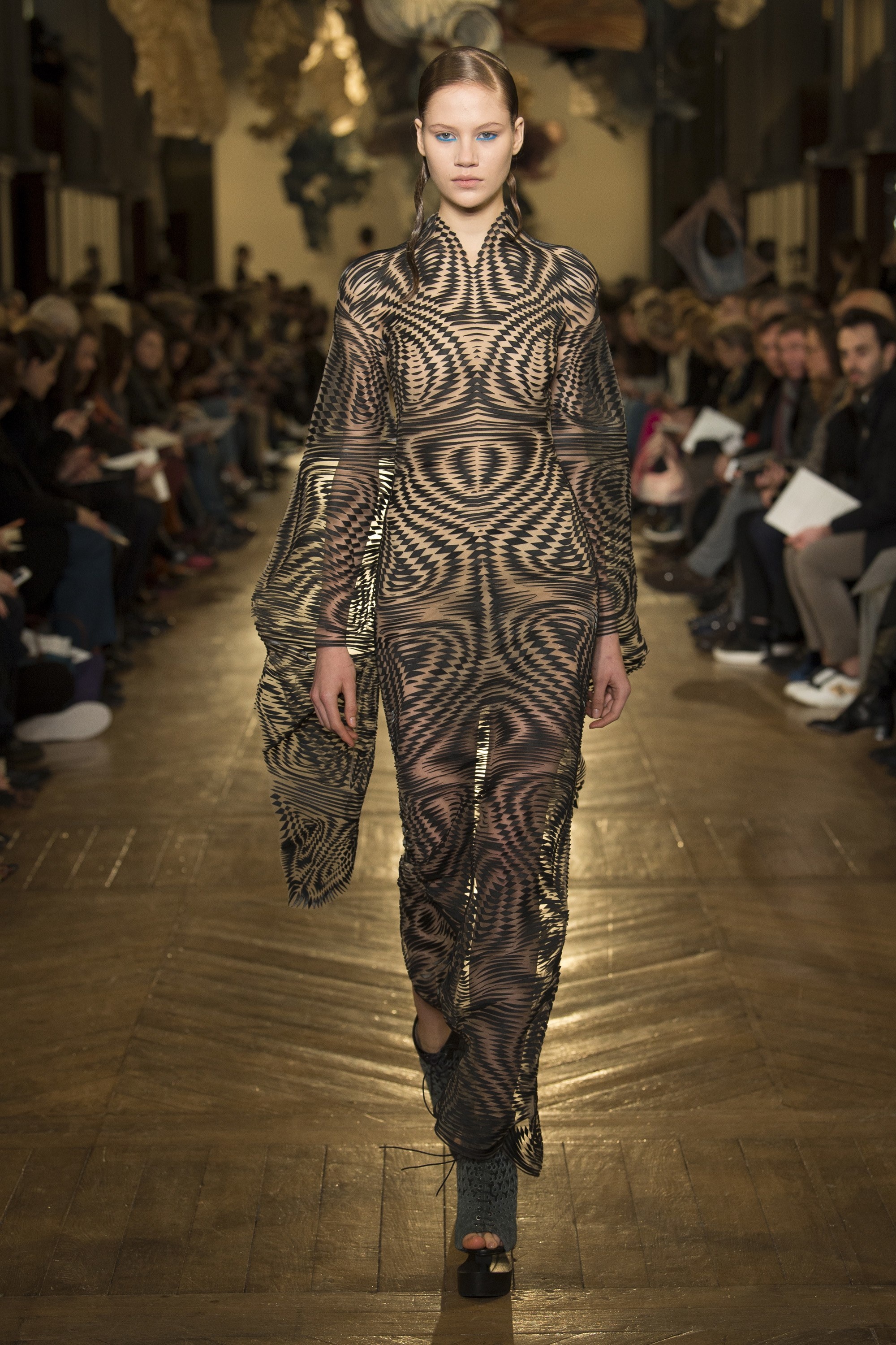 tuan le thoi trang Haute Couture anh 2