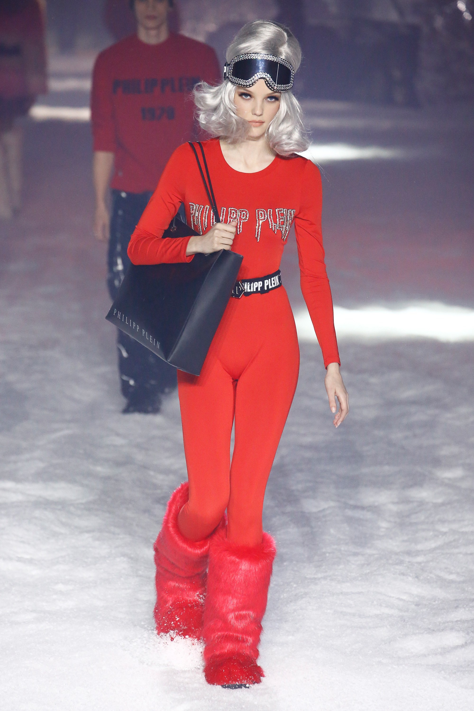 Robot xuat hien trong show thoi trang anh 7