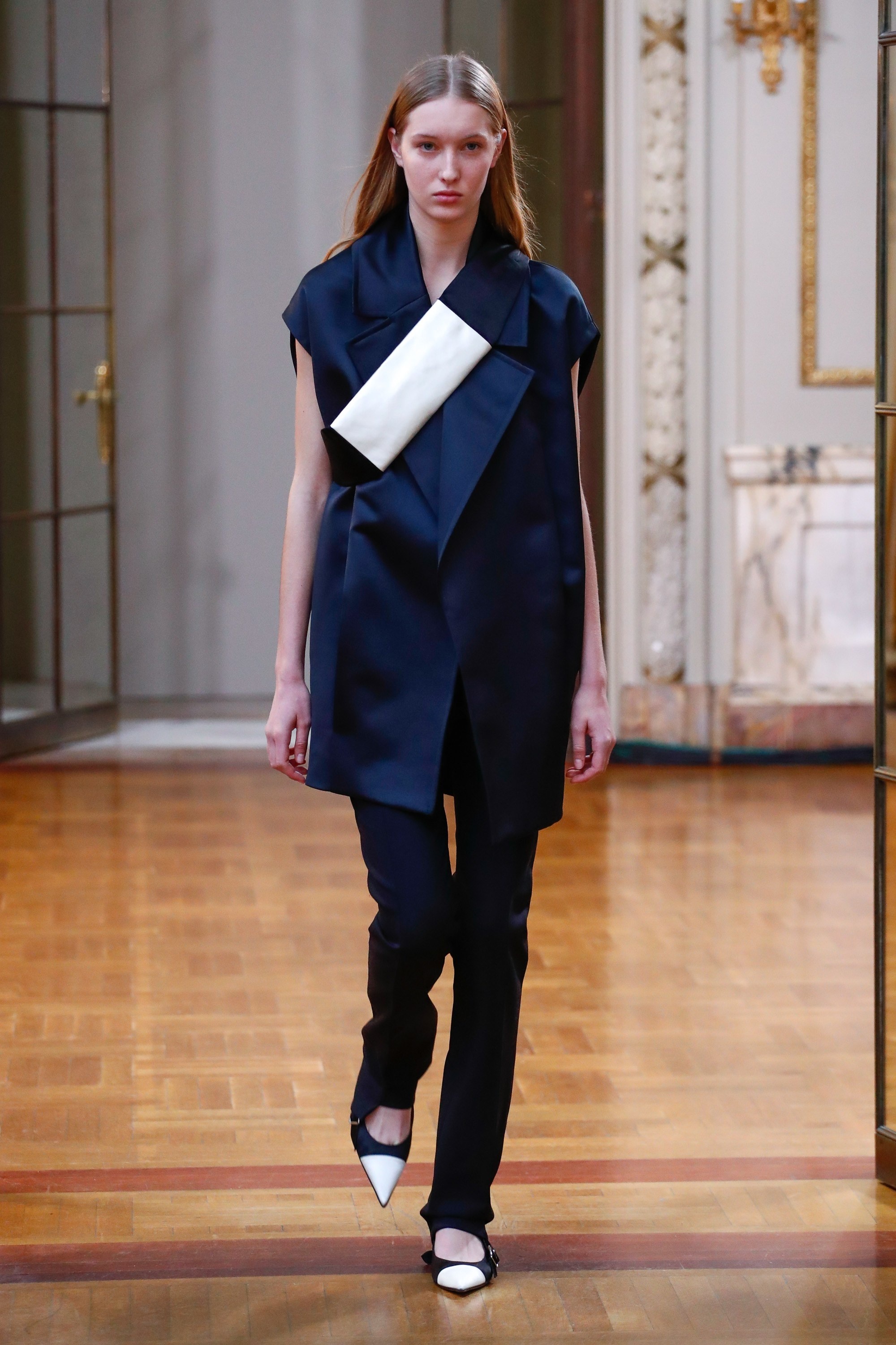Show thời trang của Victoria Beckham ảnh 8 Show thoi trang cua Victoria Beckham anh 8