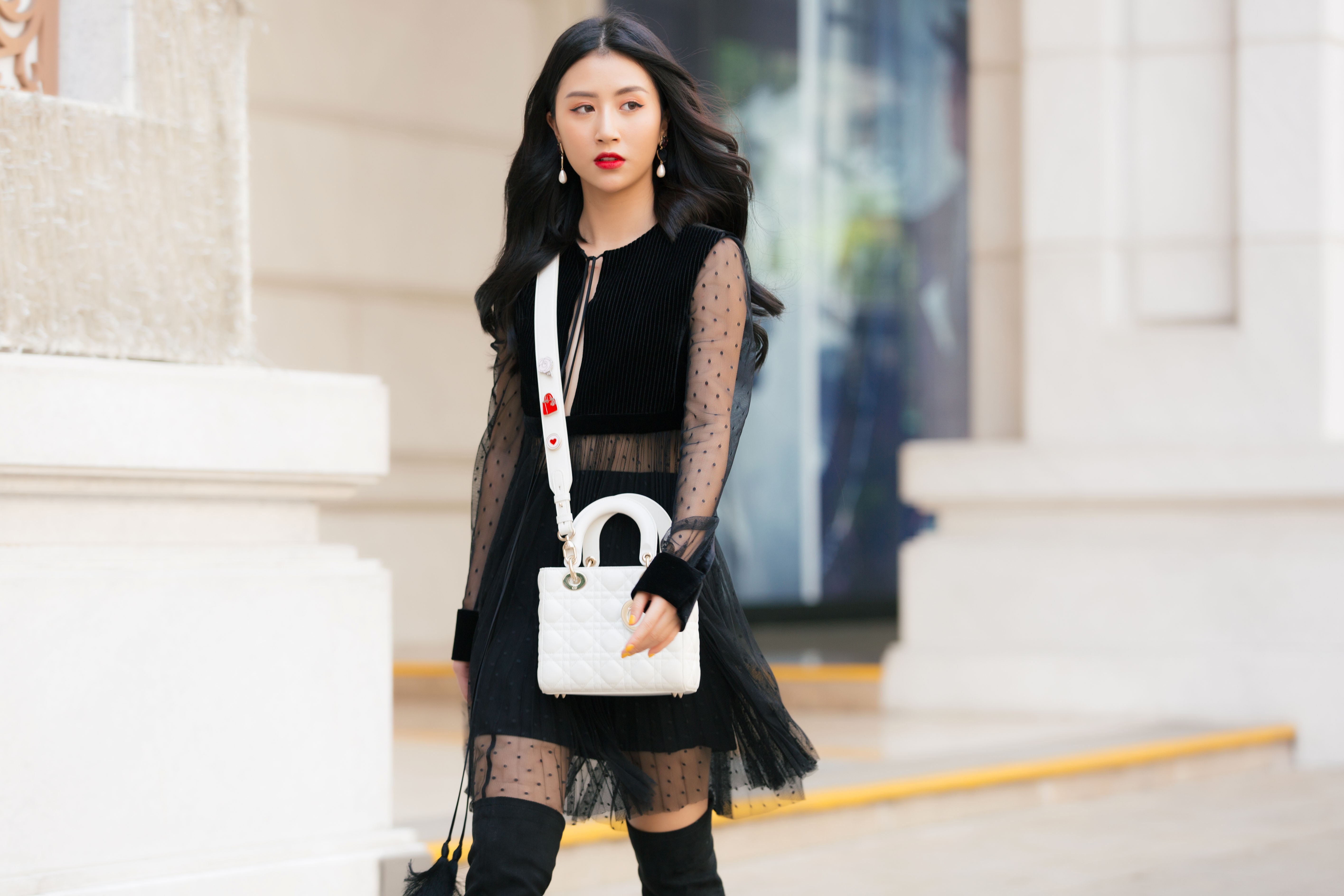 Quynh Anh Shyn khong co dai gia chong lung anh 3