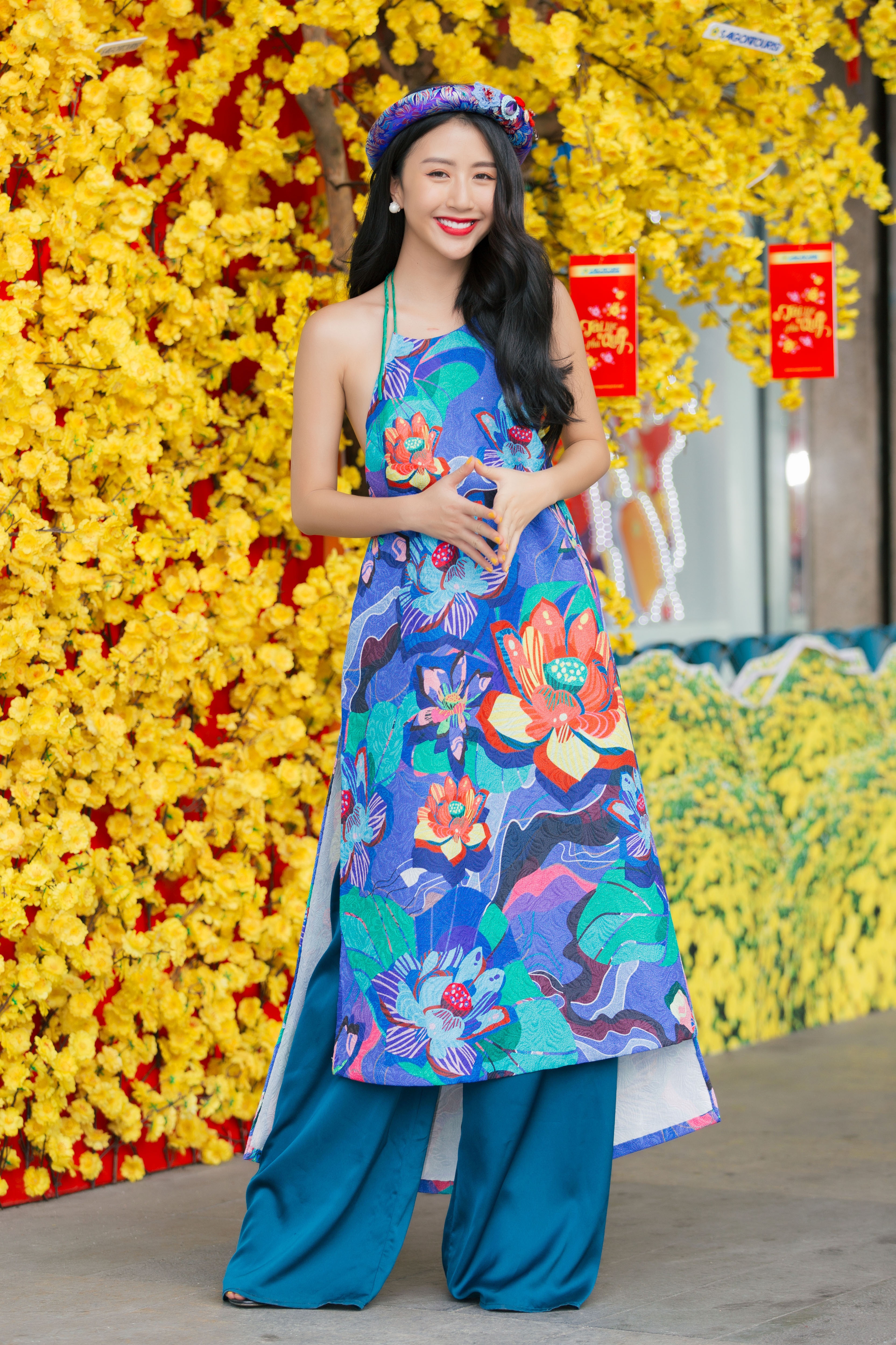 Sao nữ diện áo dài mùng 1 Tết ảnh 1 Sao nu dien ao dai mung 1 Tet anh 1