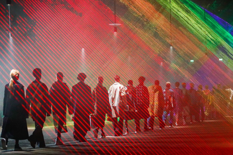 Show dien Burberry thu dong 2018 anh 2