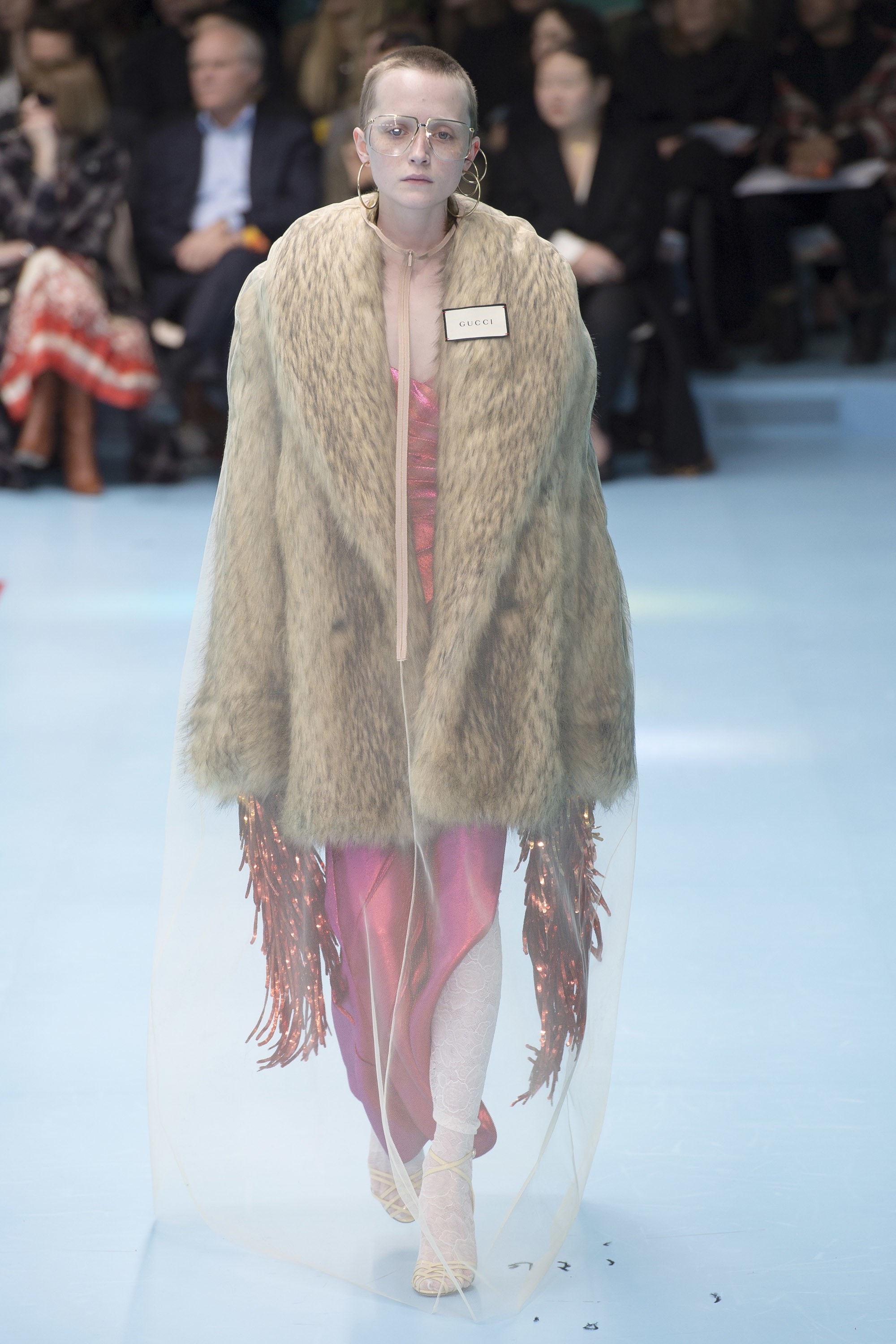 Show dien Gucci thu dong 2018 anh 12