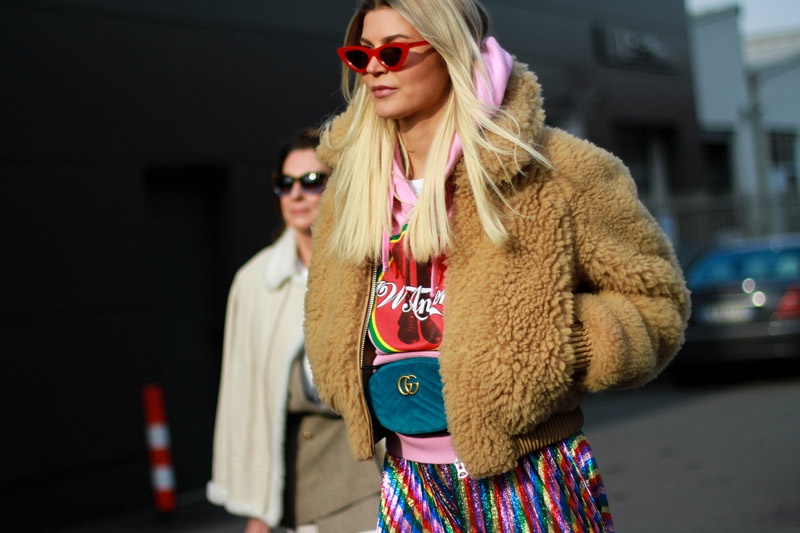 Nhung bo canh sac so mau sac tai tuan le thoi trang Milan hinh anh