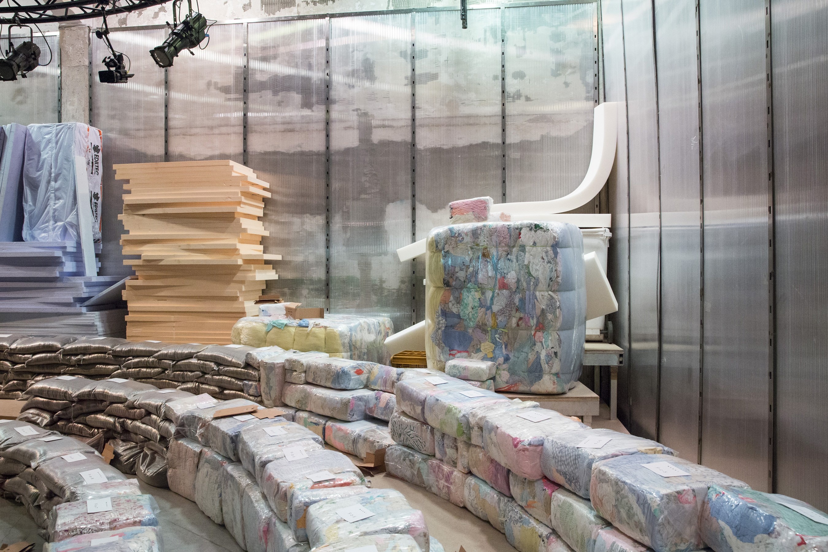 Show dien thu dong 2018 cua Marni anh 3