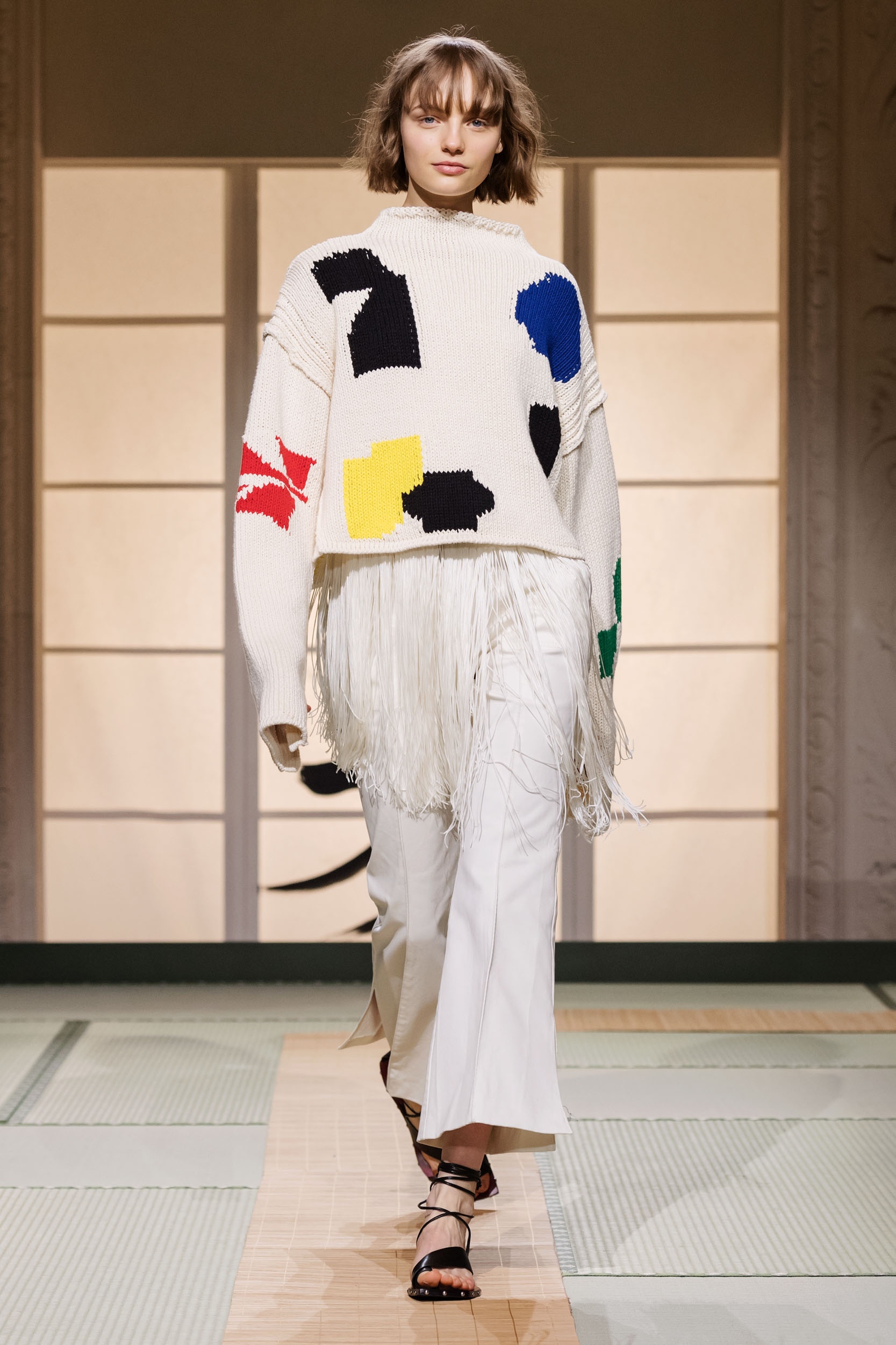 Chau Bui xuat hien tai show dien H&M anh 10