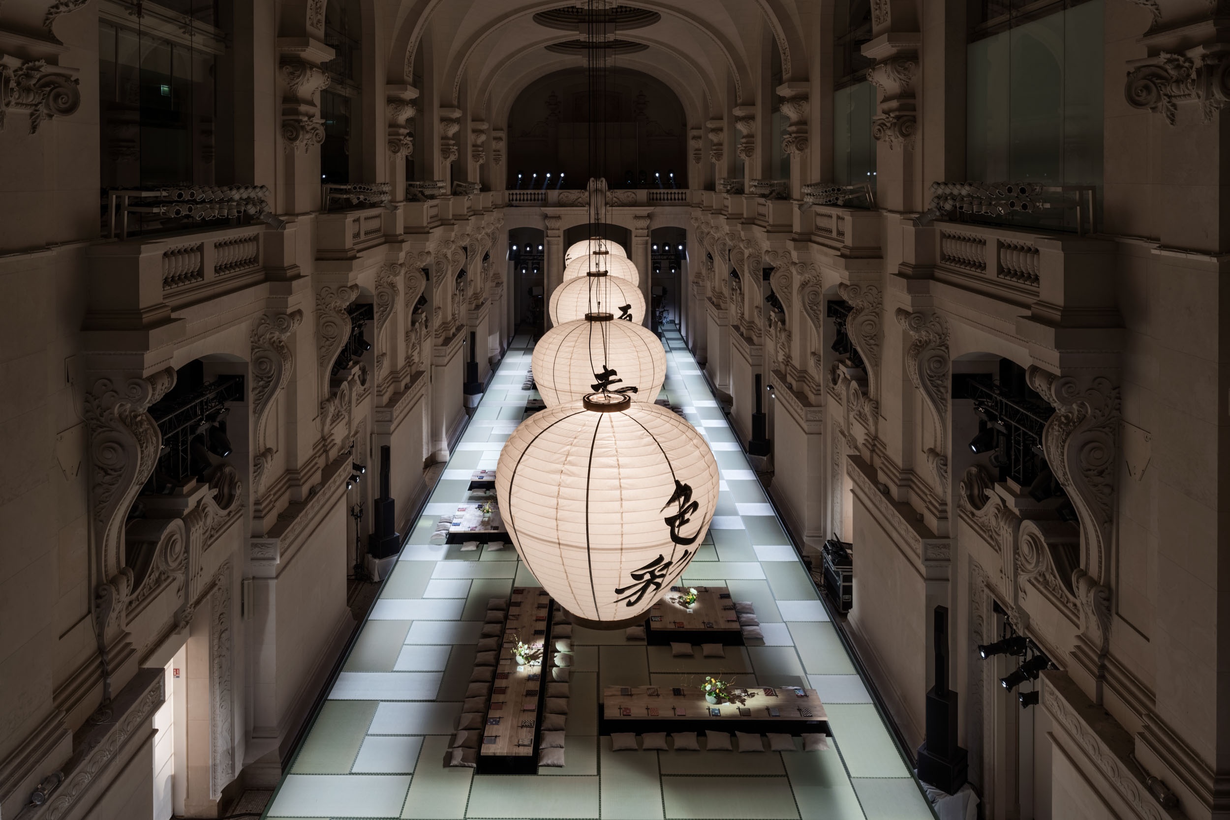 Chau Bui xuat hien tai show dien H&M anh 7