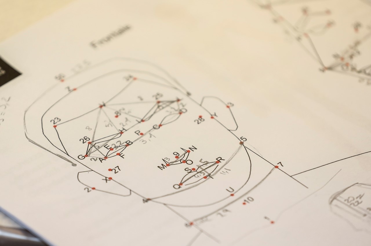 Dau nguoi mau nhan tao show dien Gucci anh 6