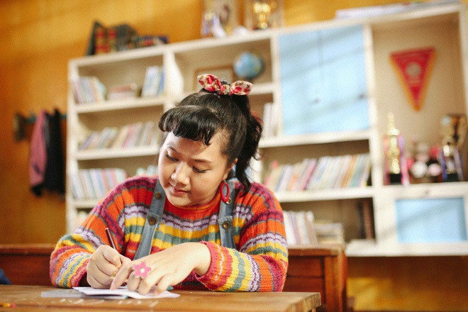 Trang phuc trong phim Thang nam ruc ro anh 7