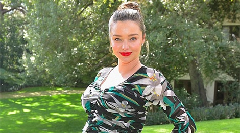 Thoi quen nguy hiem cua Miranda Kerr khi mang bau hinh anh