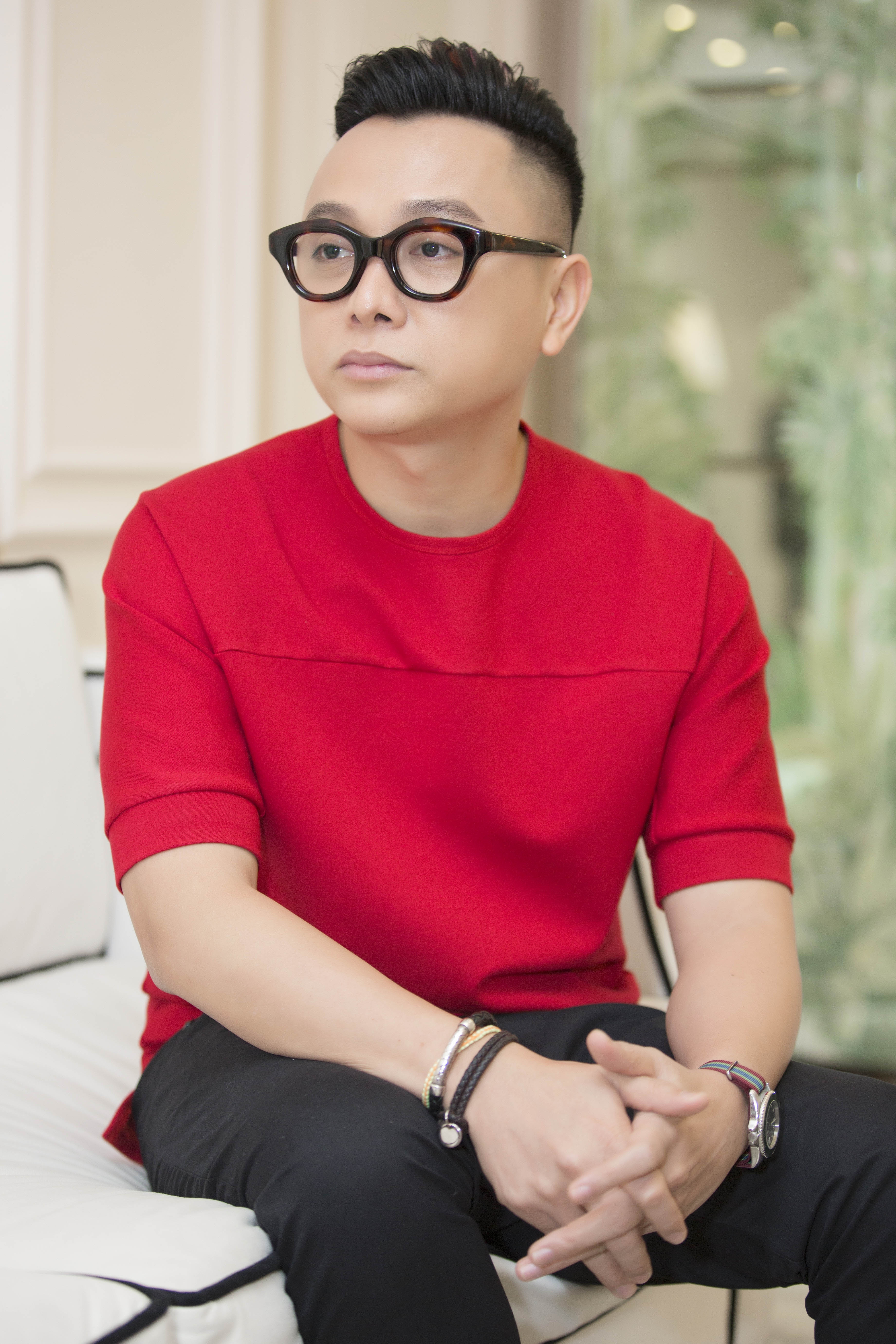 Nguyen Cong Tri thiet ke trang phuc cho rihanna anh 4