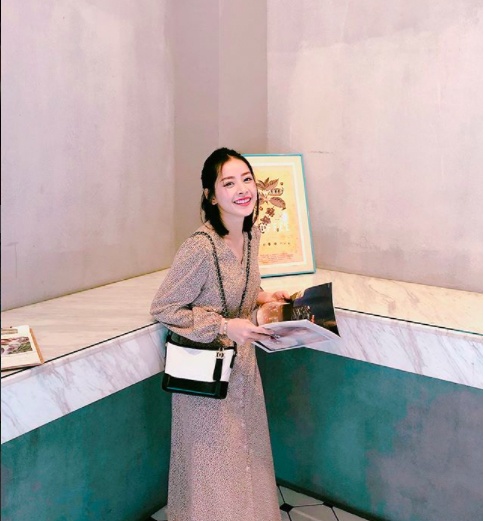 Những kiểu trang phục thoải mái của dàn Hot-girl Việt ảnh 9 Nhung kieu trang phuc thoai mai cua dan Hot-girl Viet anh 9