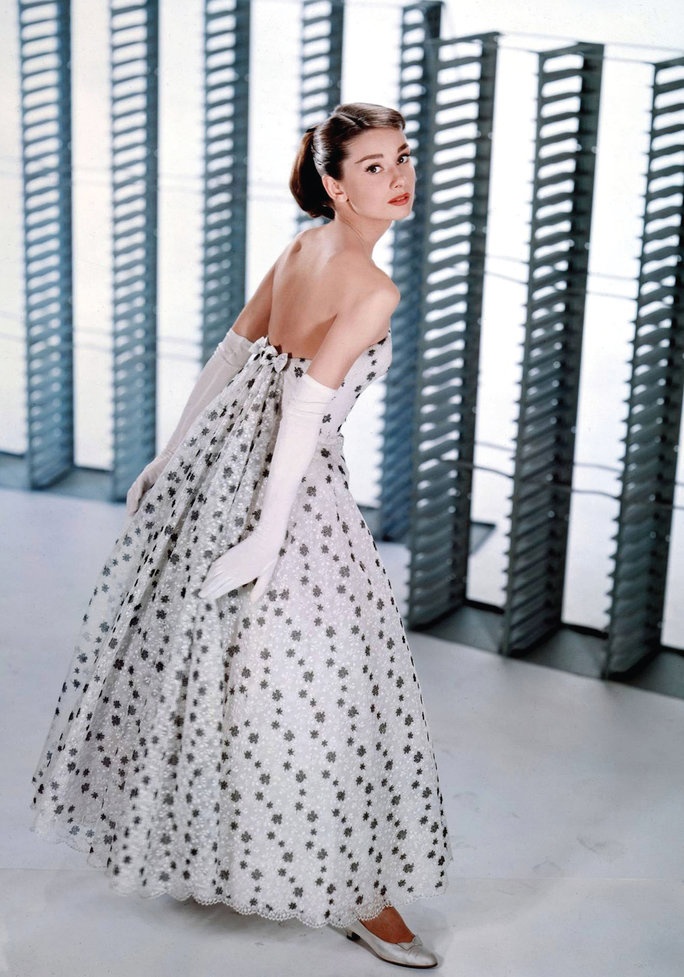 Thiet ke cua Givenchy cho Audrey Hepburn anh 4