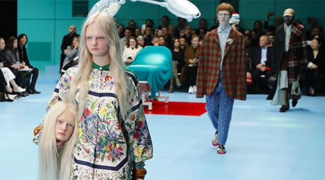 Show dien dau nhan tao cua Gucci duoc xem nhieu nhat tren Vogue hinh anh