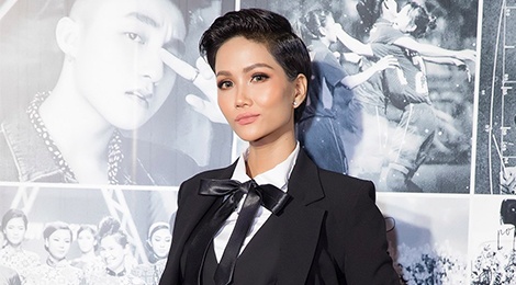 Phong cach ngay cang nam tinh cua hoa hau H'Hen Nie hinh anh