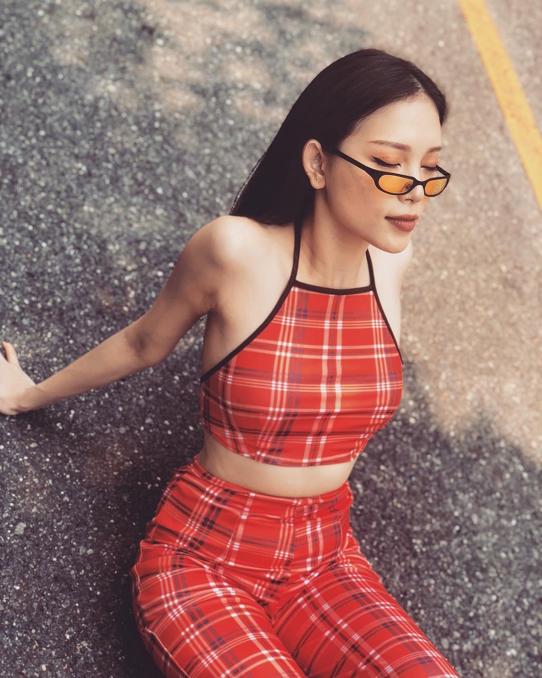 Sao Viet ua chuong crop-top ngay he anh 3