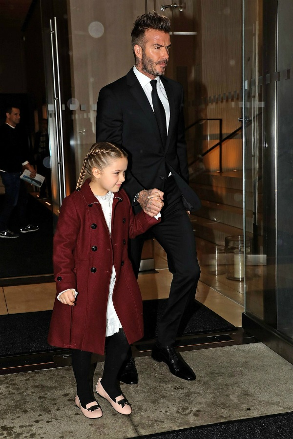 Con gái Beckham diện trang phục hàng hiệu ảnh 4 Con gai Beckham dien trang phuc hang hieu anh 4