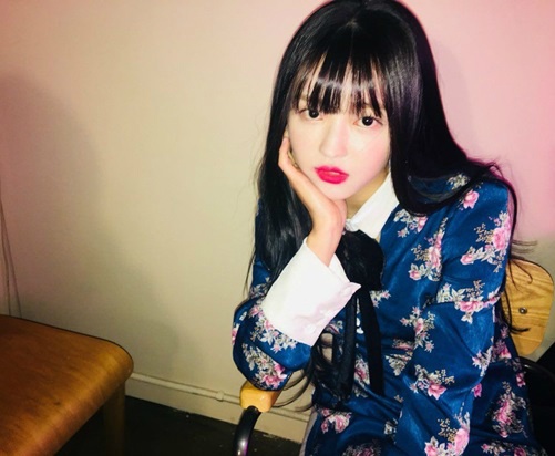 Sao Han dung hang vay hoa trong mua he anh 6