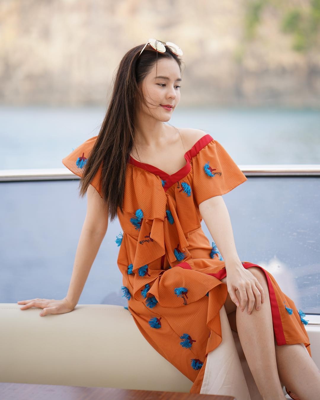 Gout ăn mặc trẻ trung của Aom Sushar  ảnh 4 Gout an mac tre trung cua Aom Sushar anh 4