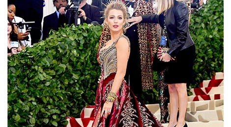 17 bo canh dep nhat tham do Met Gala 2018 hinh anh