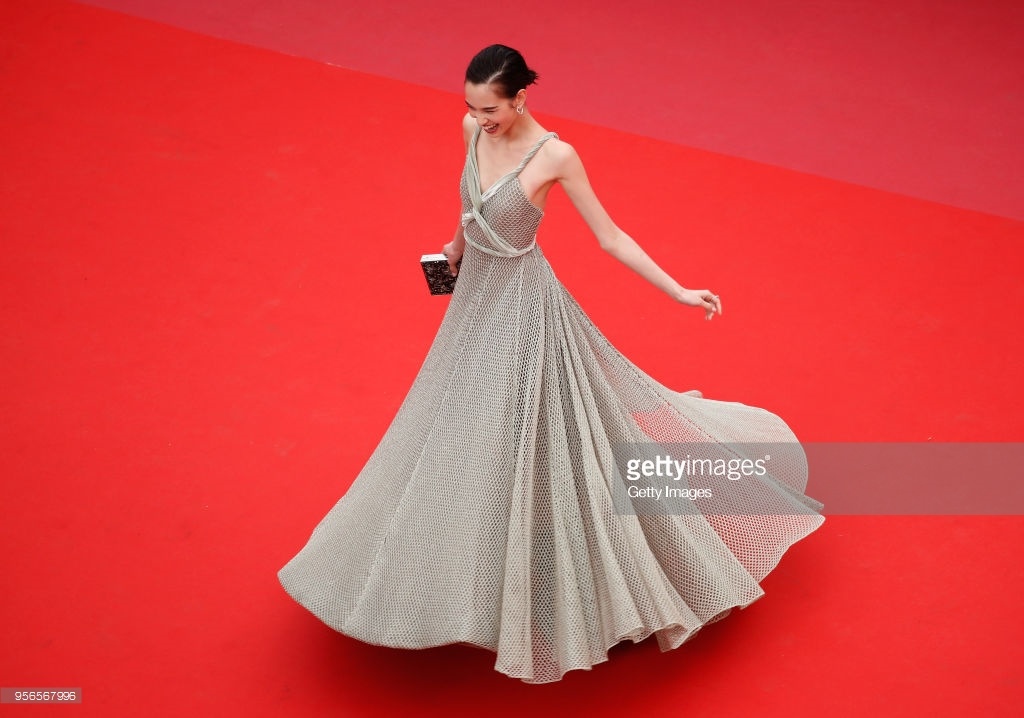 Marie Parie lam lo tren tham do Cannes anh 5