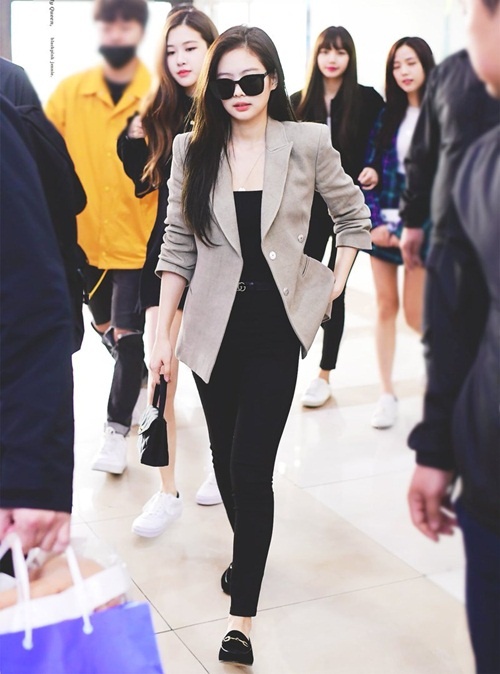 Irene,  Kyul Kyung yeu thich blazer nam tinh anh 5