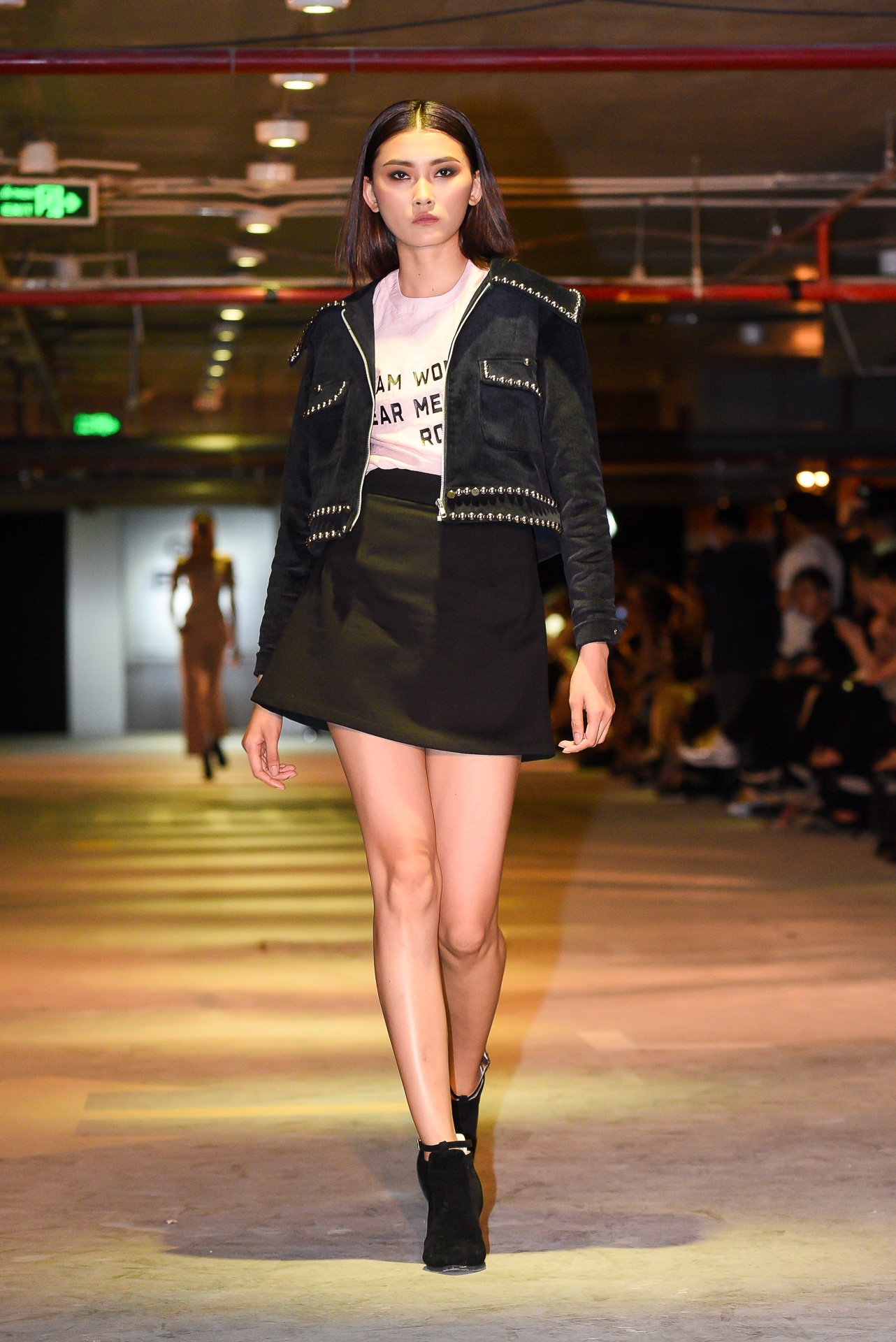 nha phuong cung chi gai tham gia su kien anh 9