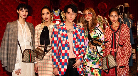 Son Tung an mac ca tinh canh dan fashionista quoc te hinh anh