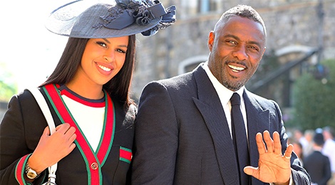 Dan khach moi doi mu cau ki tai le cuoi Hoang tu Anh hinh anh