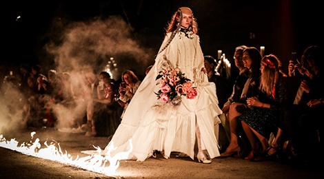 San dien hoanh trang, tao bao cua Gucci, Dior tai Resort Fashion Week hinh anh