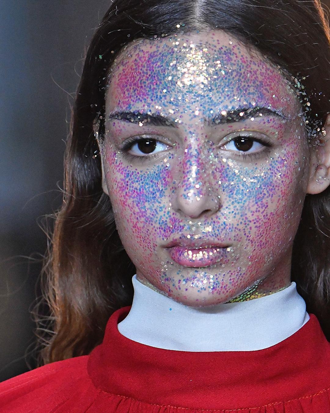 Kieu trang diem nam 2018 anh 3