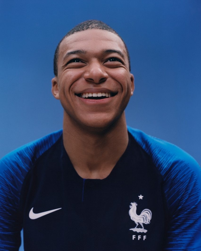 Diem dac biet cua nhung mau ao thi dau World Cup anh 9