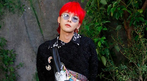 Nhung sao nam gay an tuong nho phong cach thoi trang rieng hinh anh