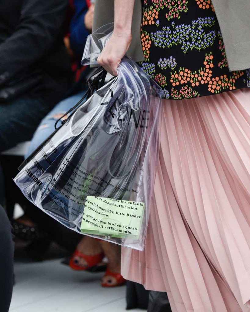 Tui xach an tuong nhat mua he anh 1