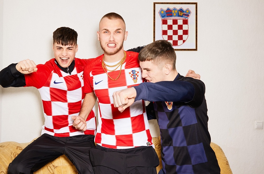 9 mẫu áo đấu đẹp nhất được Vogue bình chọn ảnh 5 9 mau ao dau dep nhat duoc Vogue binh chon anh 5