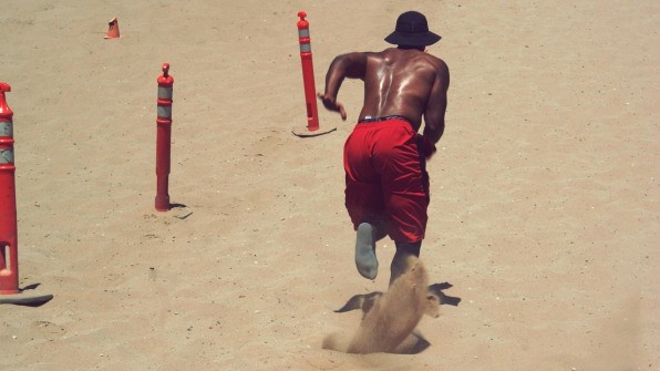 mẫu giày khiến người dùng chạy chậm ảnh 1 mau giay khien nguoi dung chay cham anh 1