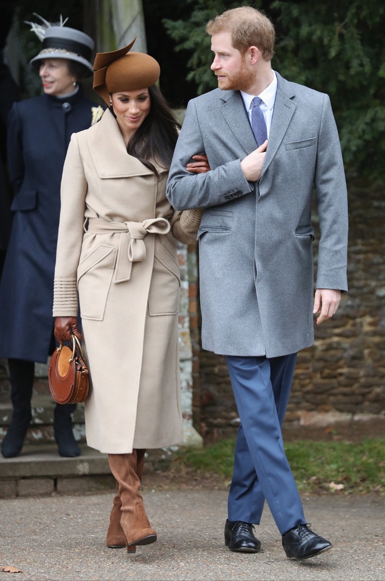 Nhung trang phuc dac trung cua gioi Hoang gia Anh anh 8