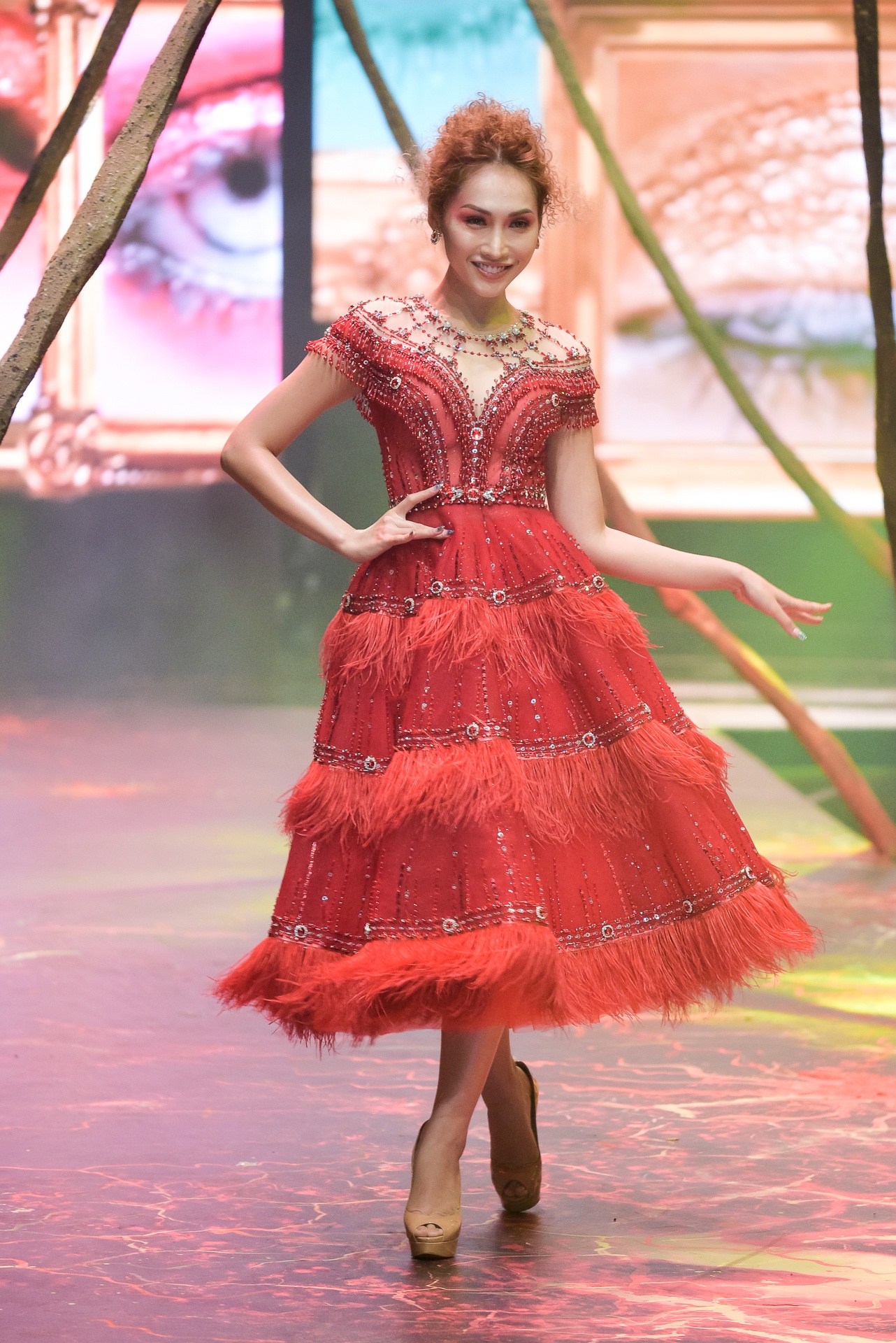 Phạm Hương kết show Đỗ Long ảnh 6 Pham Huong ket show Do Long anh 6