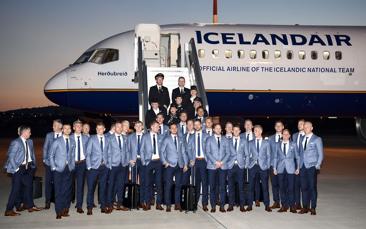 Cau thu World Cup banh bao voi suit anh 5