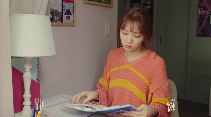 Phong cach thoi trang nu chinh cua Lee Sung Kyung anh 6