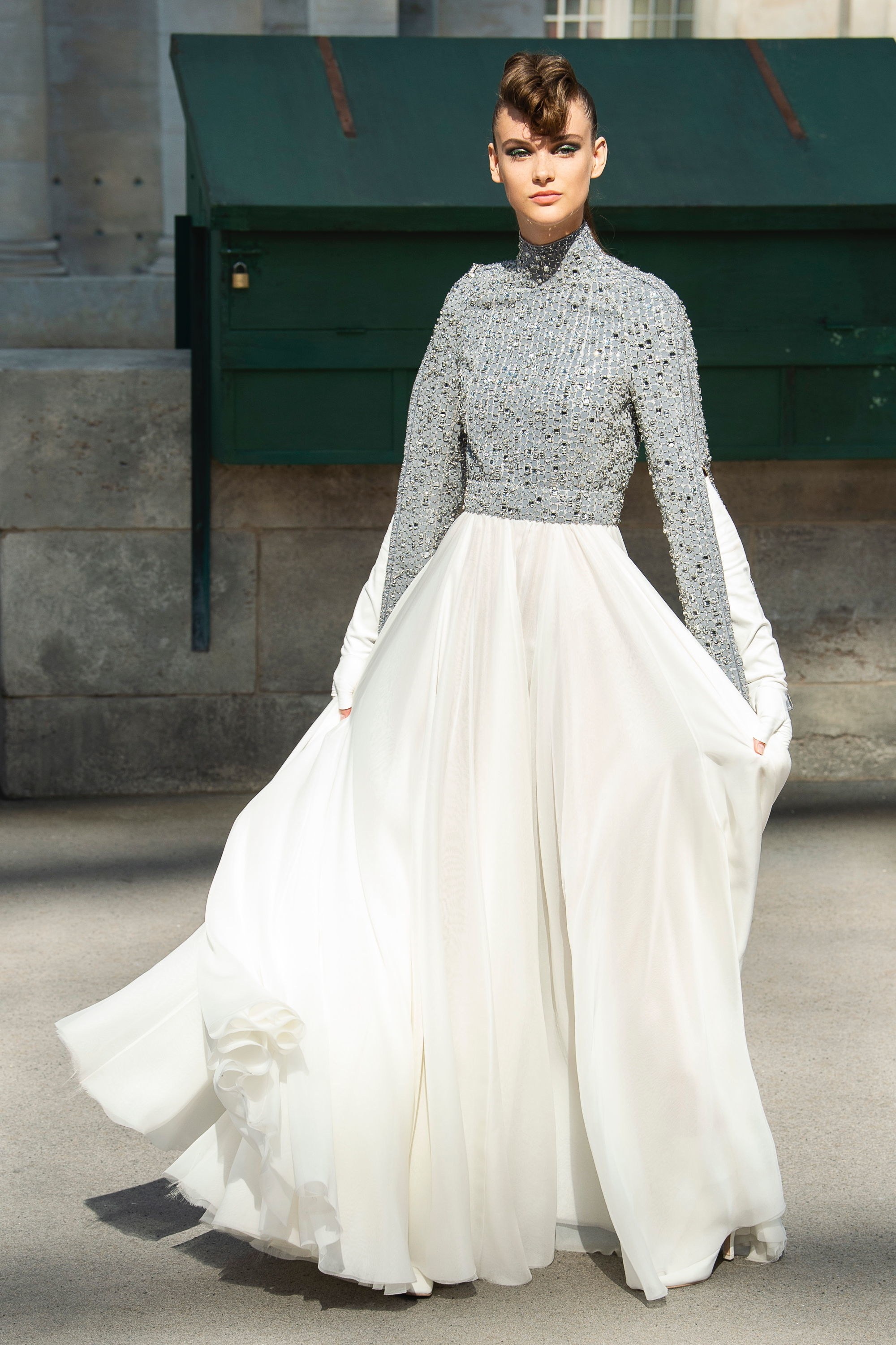 Khu pho Paris tai dung tren san dien Chanel anh 10