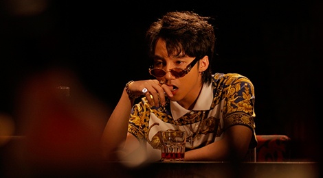 Set do Son Tung trong MV 'Chay ngay di' ban remix co gia bao nhieu? hinh anh
