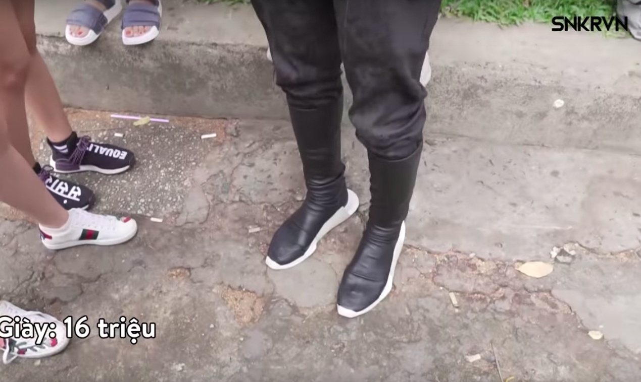 Gia tien trang phuc cua hoi rick-kids anh 10