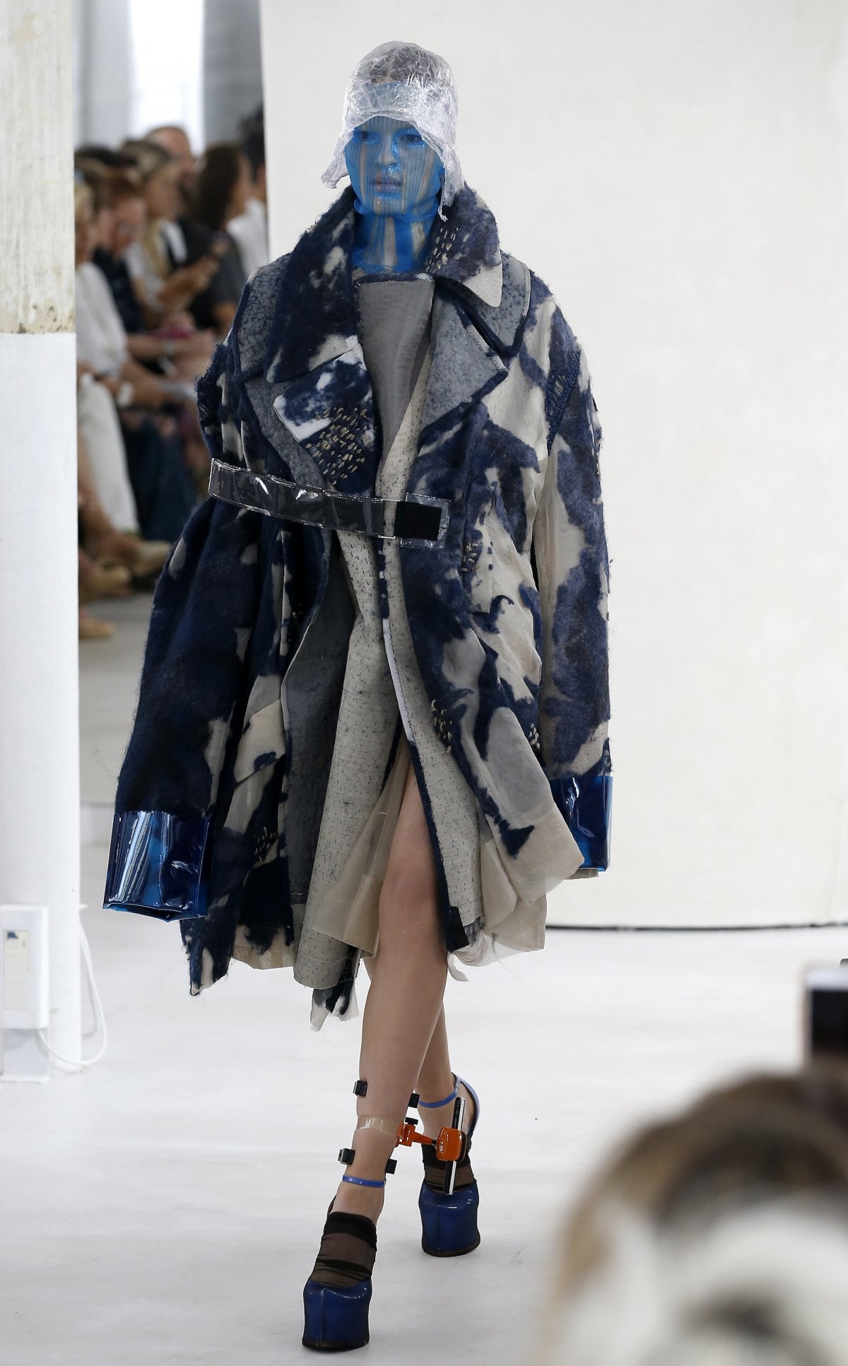 Phu kien deo chan doc dao cua Maison Margiela anh 2