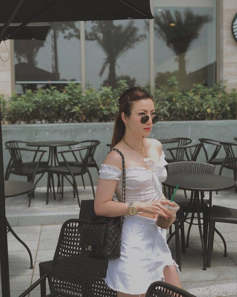 Thanh Hằng,  Hà Tăng chọn chung áo khoác denim ảnh 7 Thanh Hang,  Ha Tang chon chung ao khoac denim anh 7