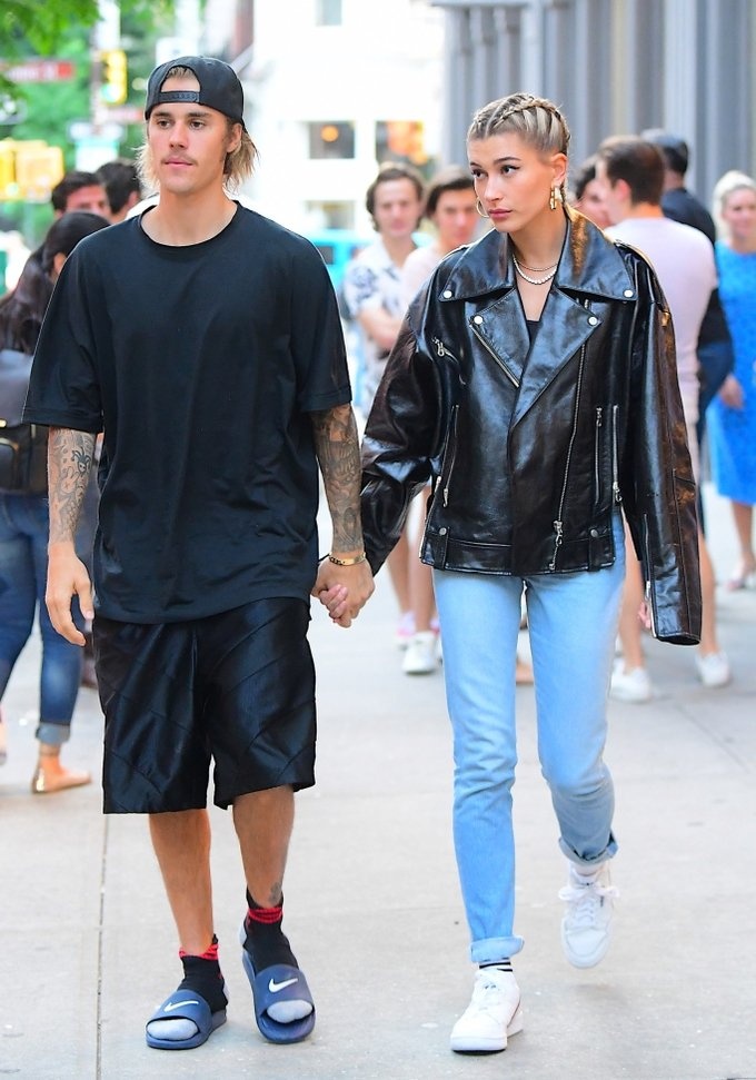 Gout thoi trang Justin Bieber va Hailey Baldwin anh 2