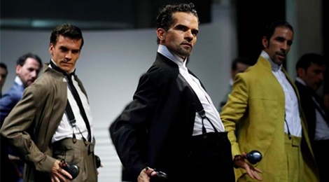 Mau nam mua ballet tren san dien thoi trang quoc te hinh anh